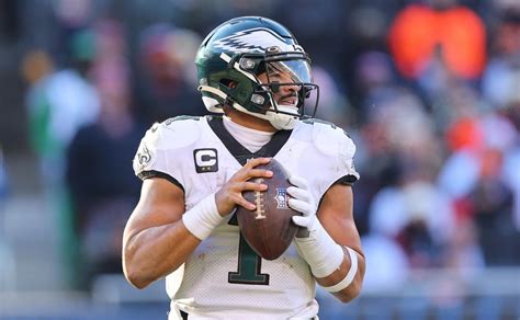 NFL Jalen Hurts se perderá el duelo de los Eagles ante Cowboys