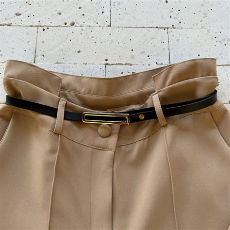 CALÇA PANTALONA ALFAIATARIA VINCO E CINTO NUDE Dondoca Moda Feminina