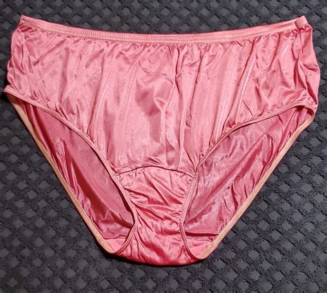 Shadowline Bikini Sissy Panty Slippery Nylon XL P Gem