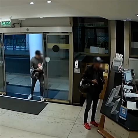 La cantante mexicana que se sentía gorda y hoy impacta en bikini así luce Fey a los años