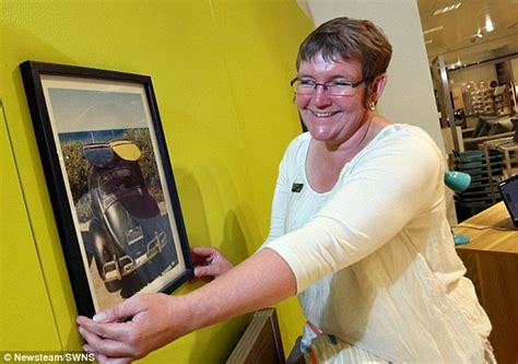 David Honeybell Who Posted Revenge Porn Photos Of Wife Is Handed Restraining Order Daily