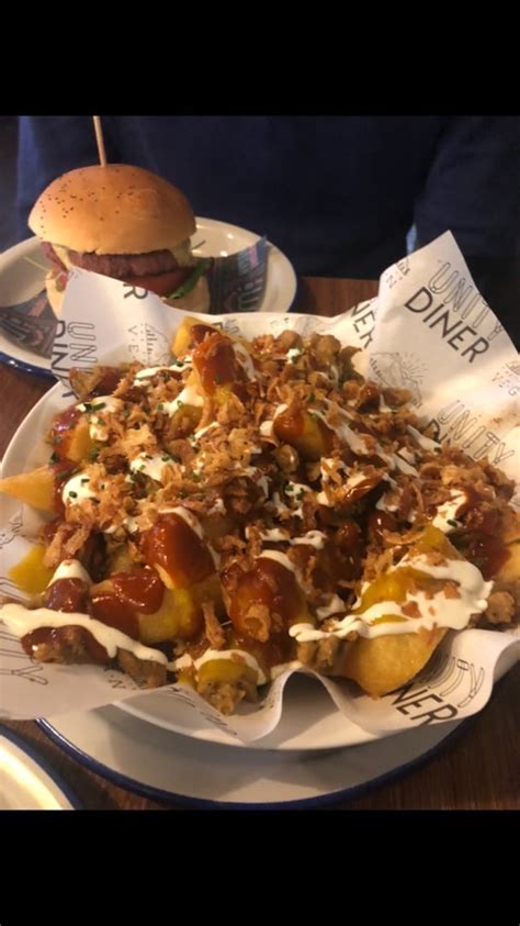 Reseñas de Dirty Loaded Fries en Unity Diner abillion