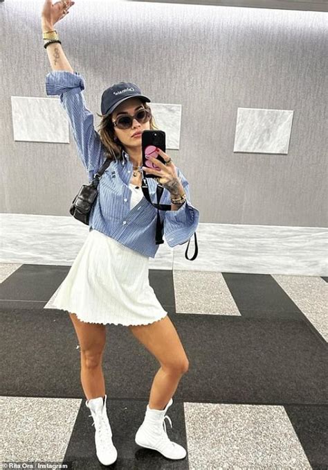 Rita Ora Sets Pulses Racing As She Strips Naked For Steamy Sauna Snap In Sydney Daily Mail Online