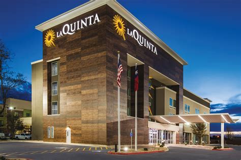 La Quinta Inn & Suites Lubbock South - Lubbock, TX Hotel