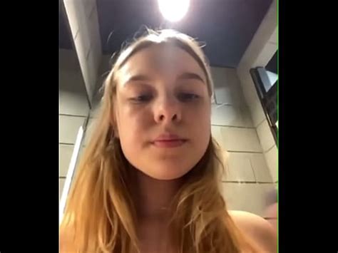 Full Naked Girl Masturbate In Public XVIDEOS
