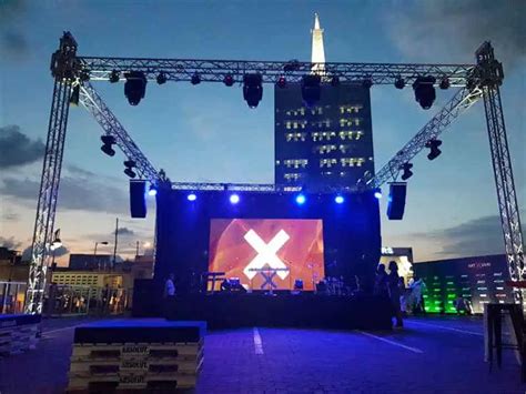 Escenario fondo led pantalla grande alquiler de fábrica