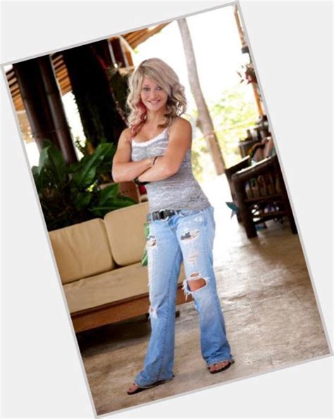 Hot Sexy Evelyn Smith Bikini Pics