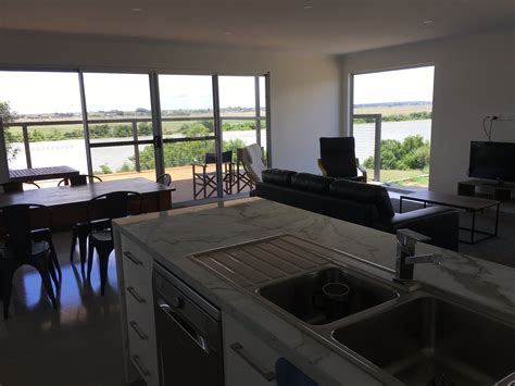 Matt's River Rest-Life's better by the River - Bookdirectapp