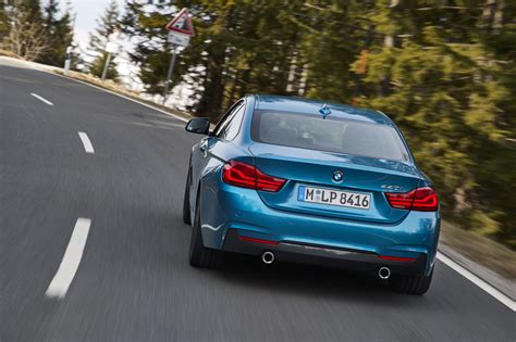 Photo 10 Bmw Série 4 Coupé Bleu M Sport 2017 Sur Route D Emontagne Vue Arrière Essai Bmw