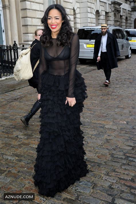 SARAH JANE CRAWFORD Nude AZNude