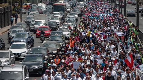 Grupos Provida Protestan En Lima Contra La Agenda Progresista De La