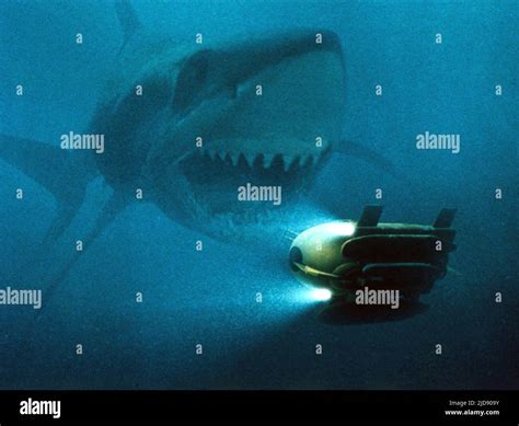 SHARK SCENE, SHARK ATTACK 3: MEGALODON, 2002 Stock Photo - Alamy