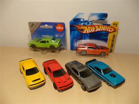 HOT WHEELS MATCHBOX Siku Dodge Challenger Selection Concept Srt Hellcat Demon 2 99 PicClick UK