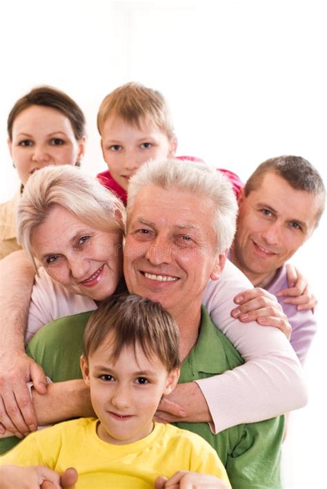 Lycklig Familj Av Sex Fotografering F R Bildbyr Er Bild Av B Ckar