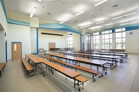 Pittsburgh Corning Glass Blocks Help Create Energy Efficient School