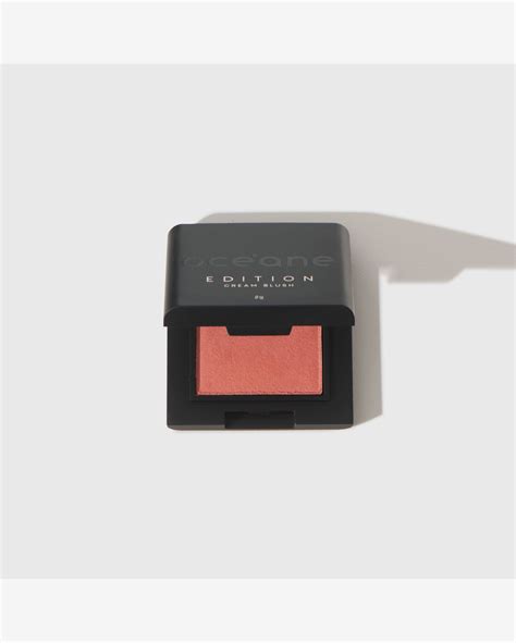 Riachuelo Kit Mini Batom Líquido Nude Matte Mini Blush Cremoso Caramelo Océane Edtion