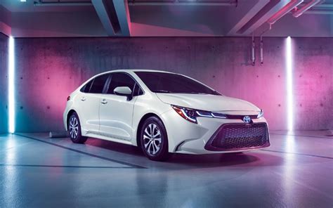 5 Best & Worst Toyota Corolla Hybrid Years (Facts & Stats) - Engine Patrol