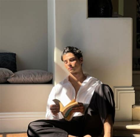 Gay Cultes Lire Ou Ne Pas Lire