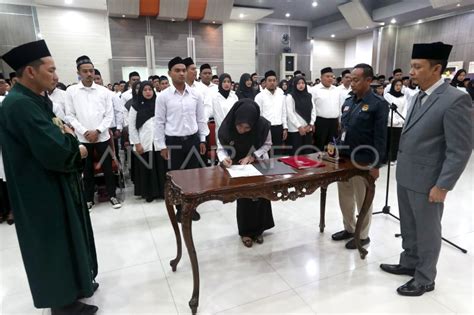 Pelantikan Anggota Pps Pemilu Serentak Antara Foto