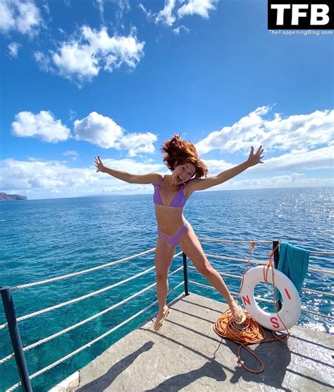 Gabriela Barros Sexy Nude Collection 16 Photos PinayFlixx Mega Leaks