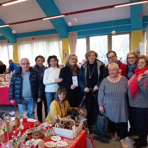 Vivere con gli altri, vivere per gli altri