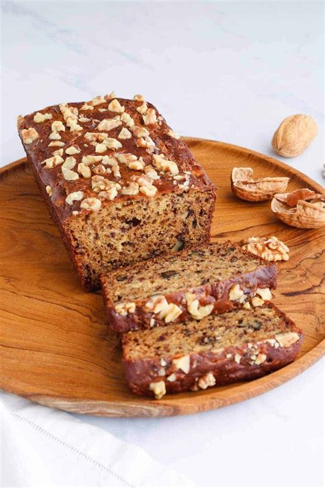 Moist Banana Walnut Bread Recipe (Find the secret ingredient!)