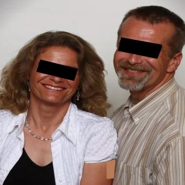 Friend Eating My Wife S Pussy Xhamster