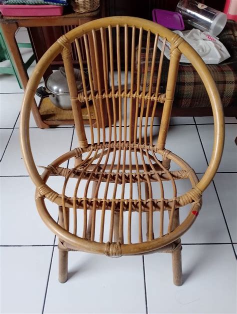 Kursi rotan kecil, Perabotan Rumah di Carousell