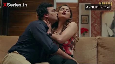 Badan Nude Scenes Aznude