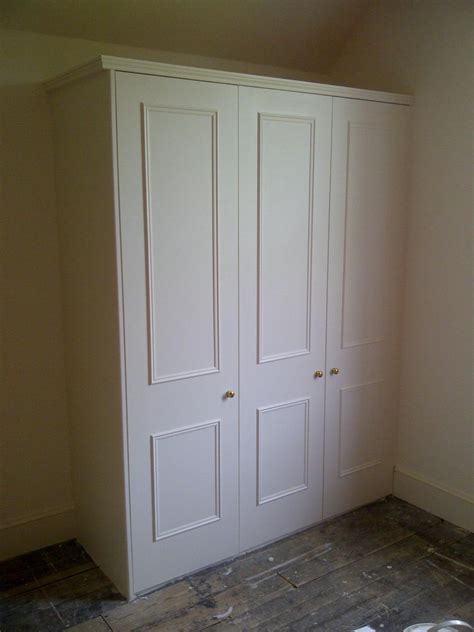 Victorian Style Bespoke Fitted Wardrobe Surrey Joinery Specialists