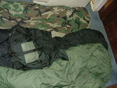 Military Modular Sleep System Piece With Goretex Bivy Cover And Carry