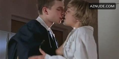 TRI SESTRICHKI NUDE SCENES AZNude