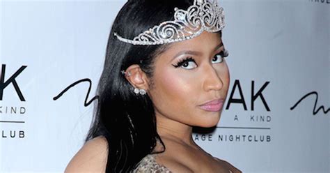 Nicki Minaj Engagement Ring Photo Meek Mill