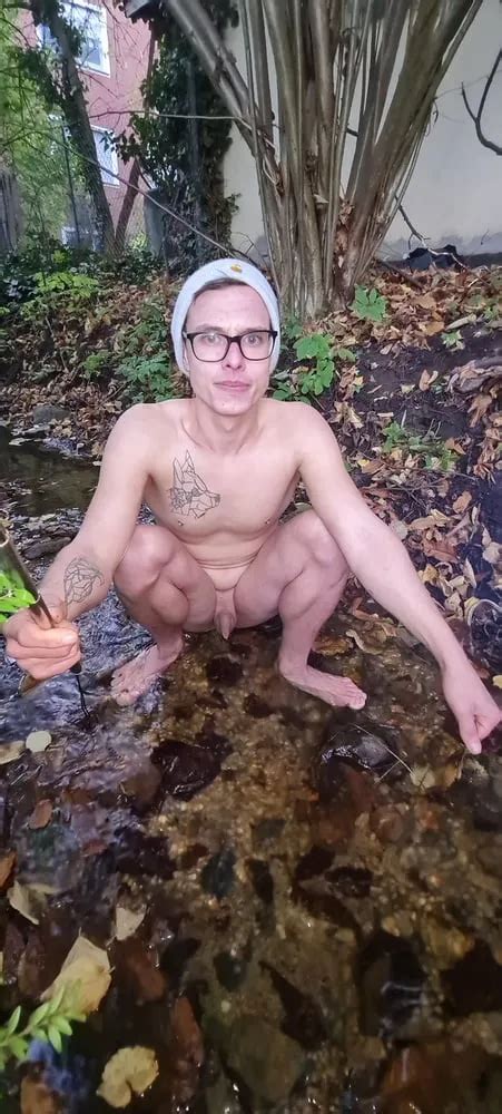 Sonntags Spaziergang mit Abkühlung 33 Nude Pics xHamster