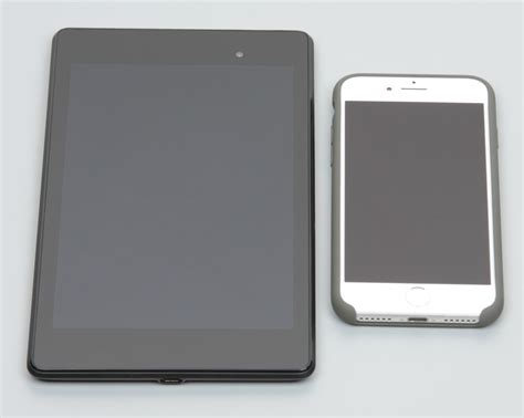Смартфон Apple iPhone 8