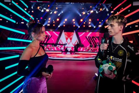 Laure Valée laure bv Nude OnlyFans NudoStar TV