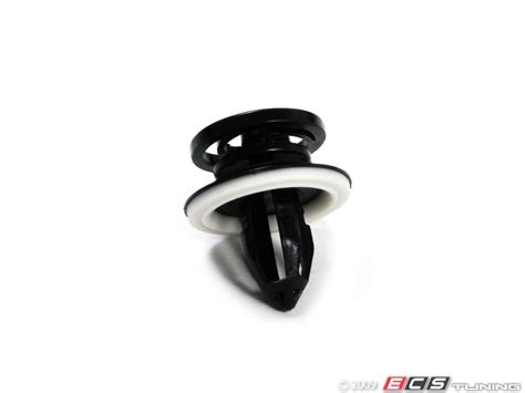 Genuine Volkswagen Audi - 8E0868243 - Door Panel Clip - Priced Each ...
