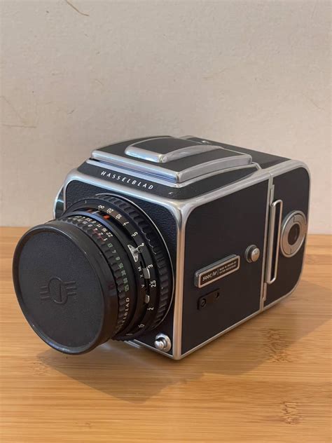 Hasselblad C M Carl Zeiss Planar F Mm