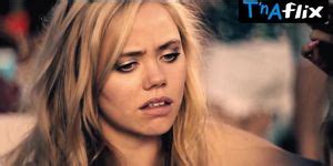 Sara Thompson Bikini Scene In One Of Us Is Lying Tnaflix