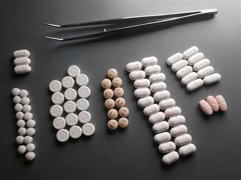 Hydrocodone Addiction: Side Effects, Risks & Treatment