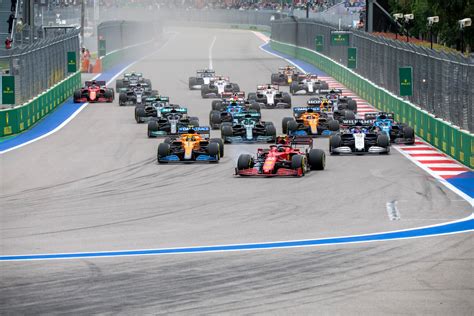 Formule 1-baas is stellig: ‘Er zal geen race meer zijn in Rusland ...