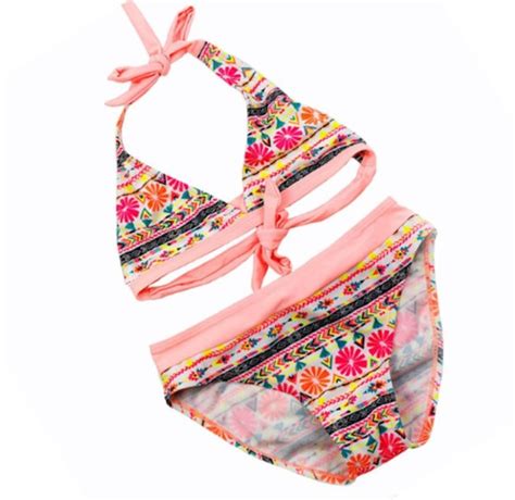 Dwuczęściowe bikini dziewczyny z kwiatami Lunzo pl