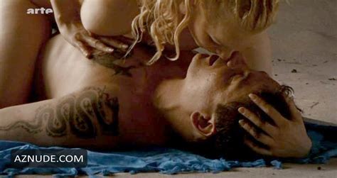 Dans La Peau Nude Scenes Aznude