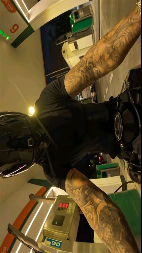 Pin On In Hot Biker Guys Motorcycle Guy Biker Love