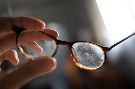 Can You Further Impair Your Vision With Scratched Lenses