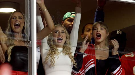 Watch Taylor Swift Shares Viral Moment With Brittany Mahomes 100 1 Wkqq