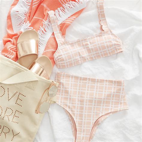 Vanessa Hudgens Bikini Babe In Hawaii21 Gotceleb