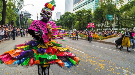 ¿cuándo Y A Qué Hora Es El Desfile Del Día De Muertos De La Cdmx Punto Mx