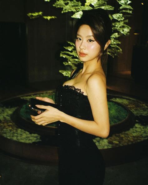 Cuộc sống hiện tại của hot girl thị phi từng mất tích năm Ở với thiếu gia du lịch hưởng