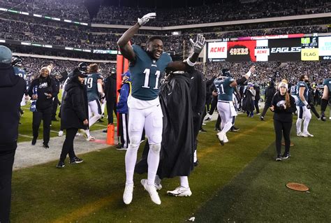 A J Brown Willie Gay Jr To Represent Starkville In Super Bowl LVII MSU Lands Three Others In